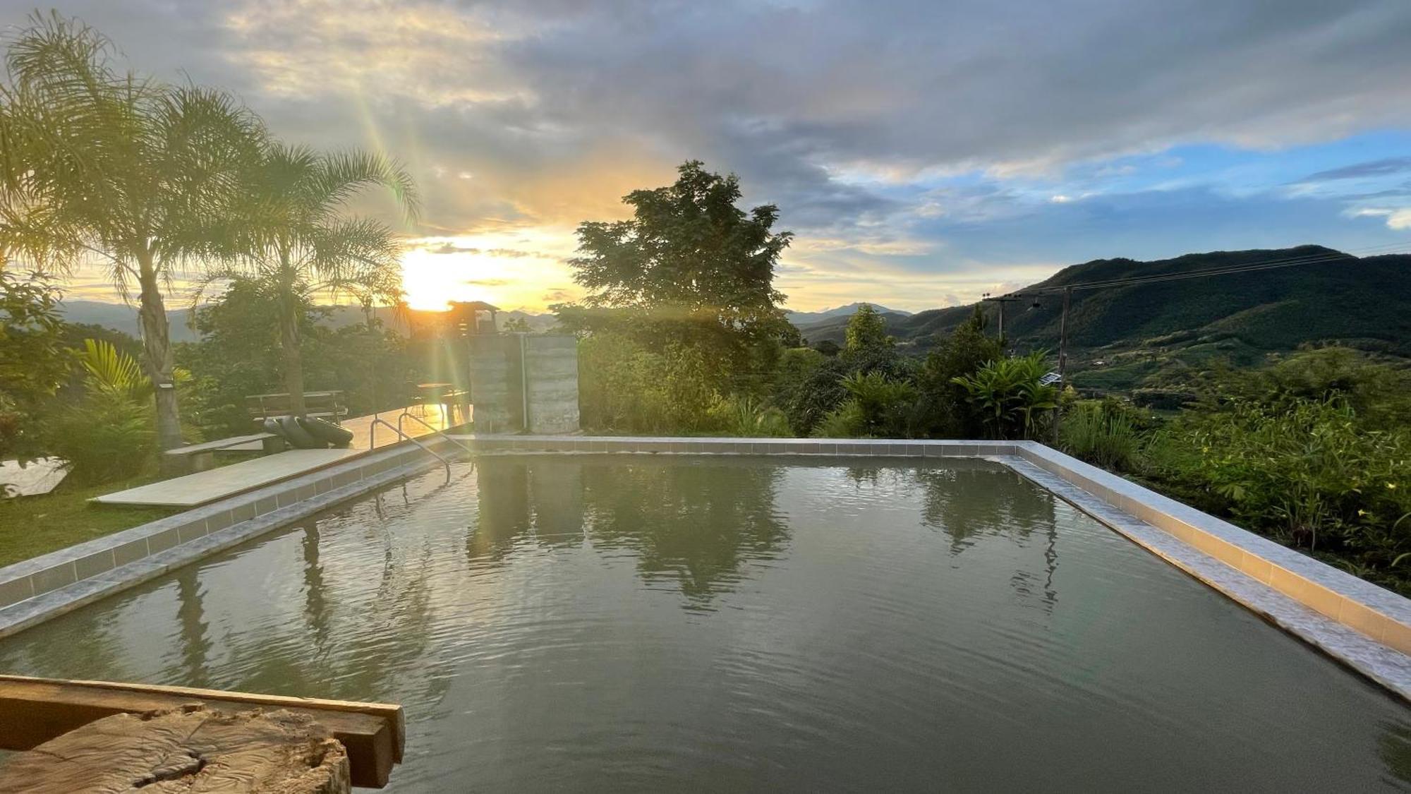 Monsonkeang Camping View ม่อนสันเกี๋ยง Mae Chaem Exterior foto